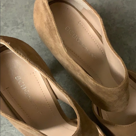 BCBGeneration Heel 7.5 Suede Tan - Picture 5 of 10